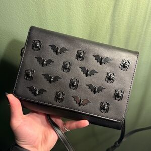 Betsey Johnson Halloween bats crossbody purse